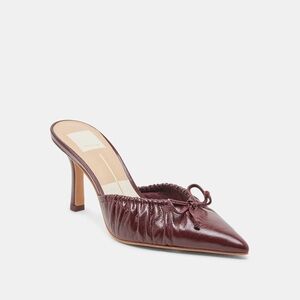 Dolce Vita Kairi Cranberry mules